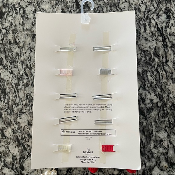 New Christmas Magic Is In The Hair Assorted Christmas Bows and Barrettes - Picture 13 of 13